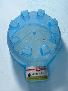 Kaytee Large Igloo small Pet Hideaway - Light Blue